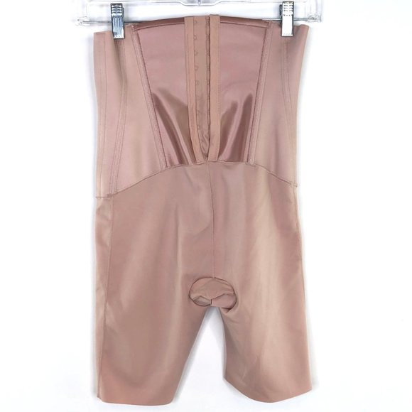 NEW SPANX Corseted High Waisted Short #HH11 - Picture 4 of 9